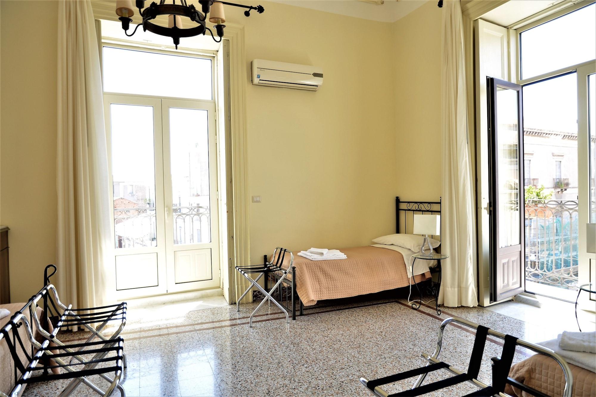 Couette-café Al Teatro Massimo Catane